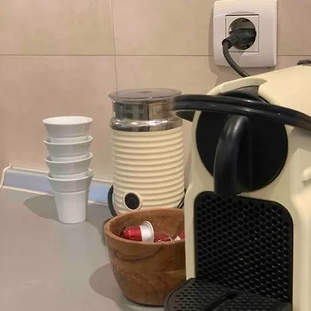 Smart Alexa, Hue & Mi - 4 Guests * Скопье